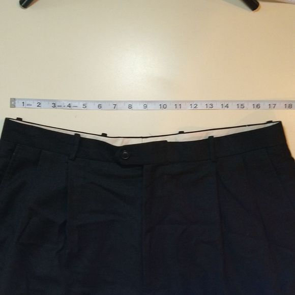 Gerald Austin Black Cuffed Pleated Wool Slacks - Picture 12 of 14